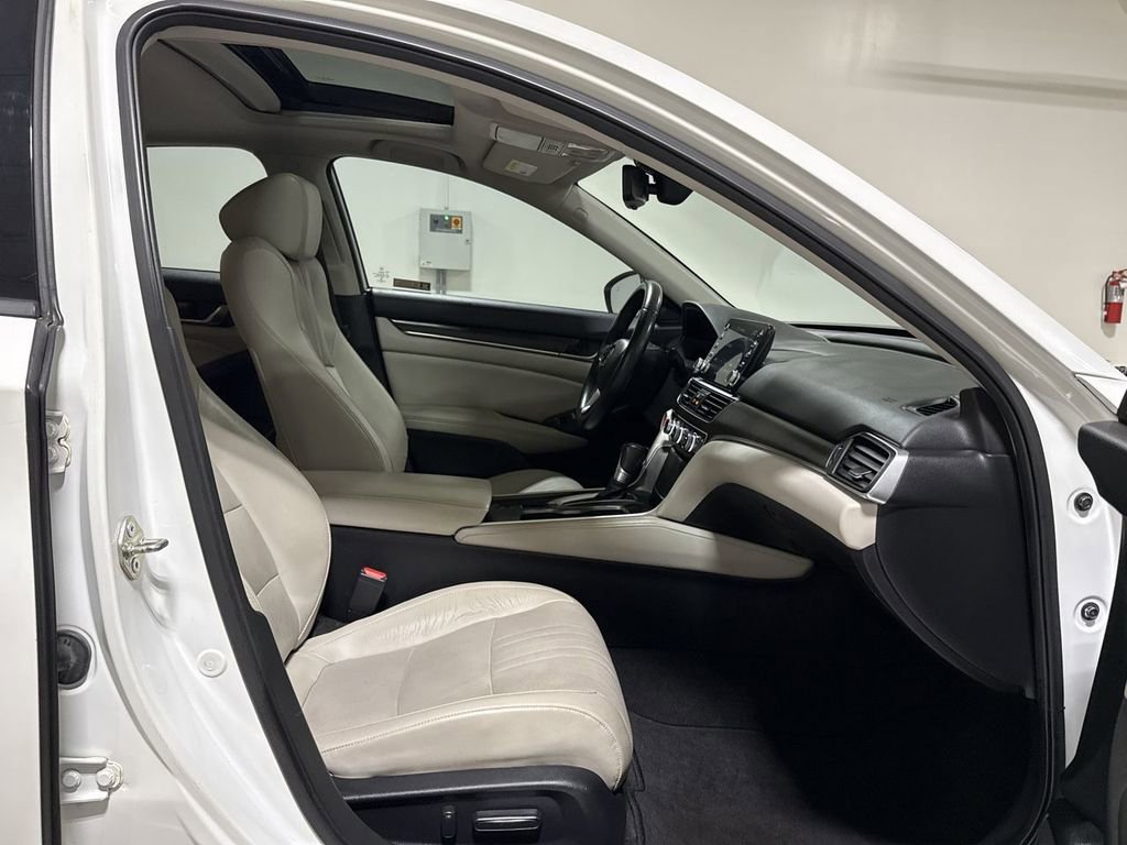 Used 2018 Honda Accord EX-L image 22