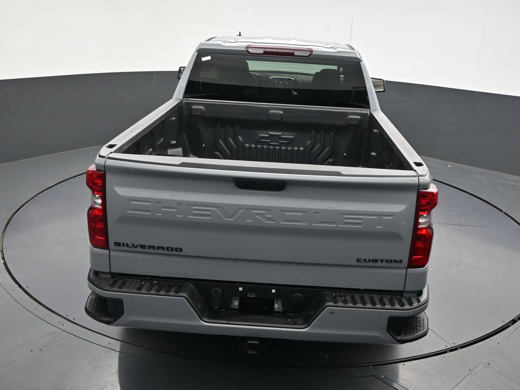 Used 2025 Chevrolet Silverado 1500 Custom RWD image 18