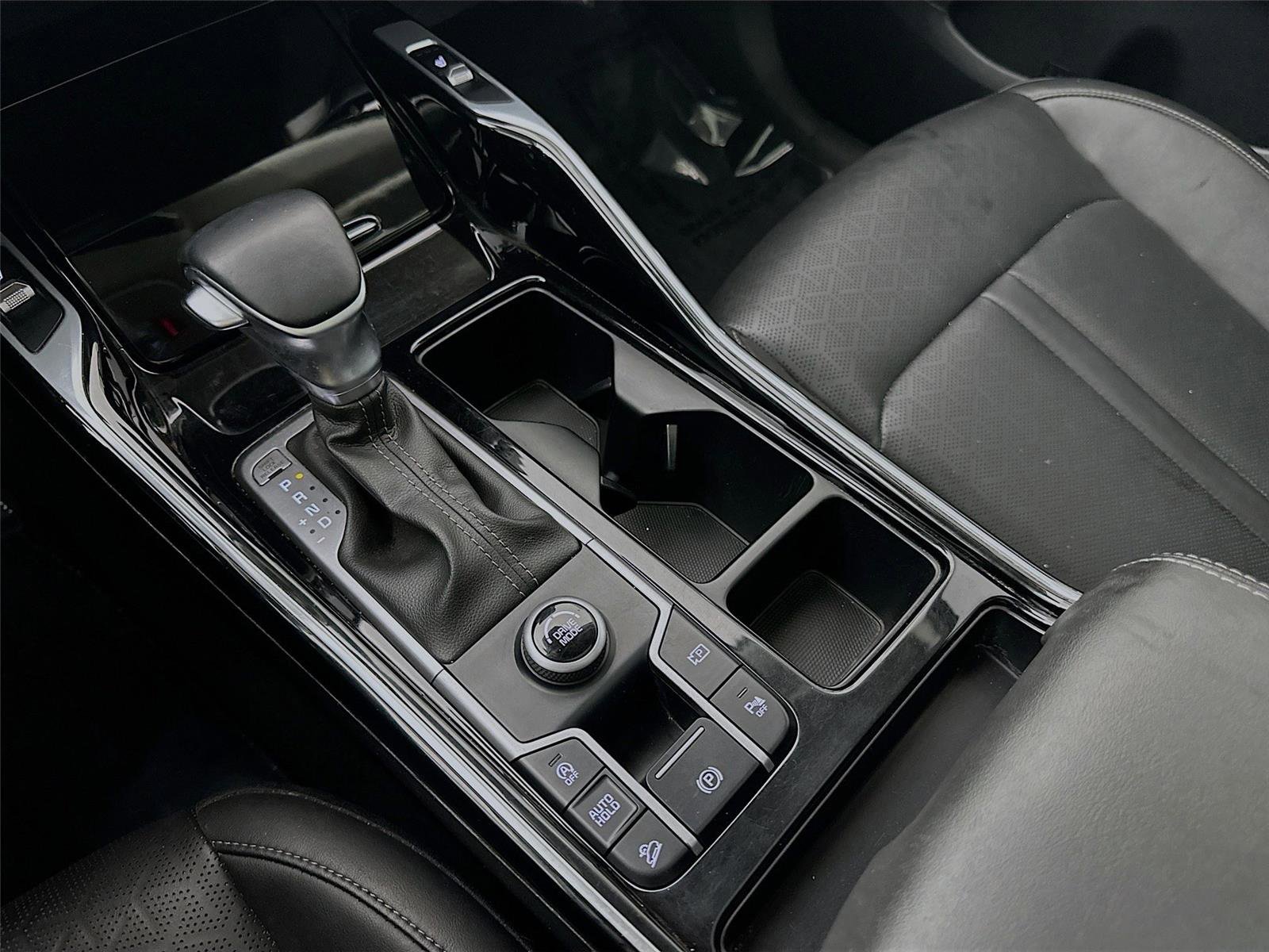 Used 2023 Kia Sorento SX image 31