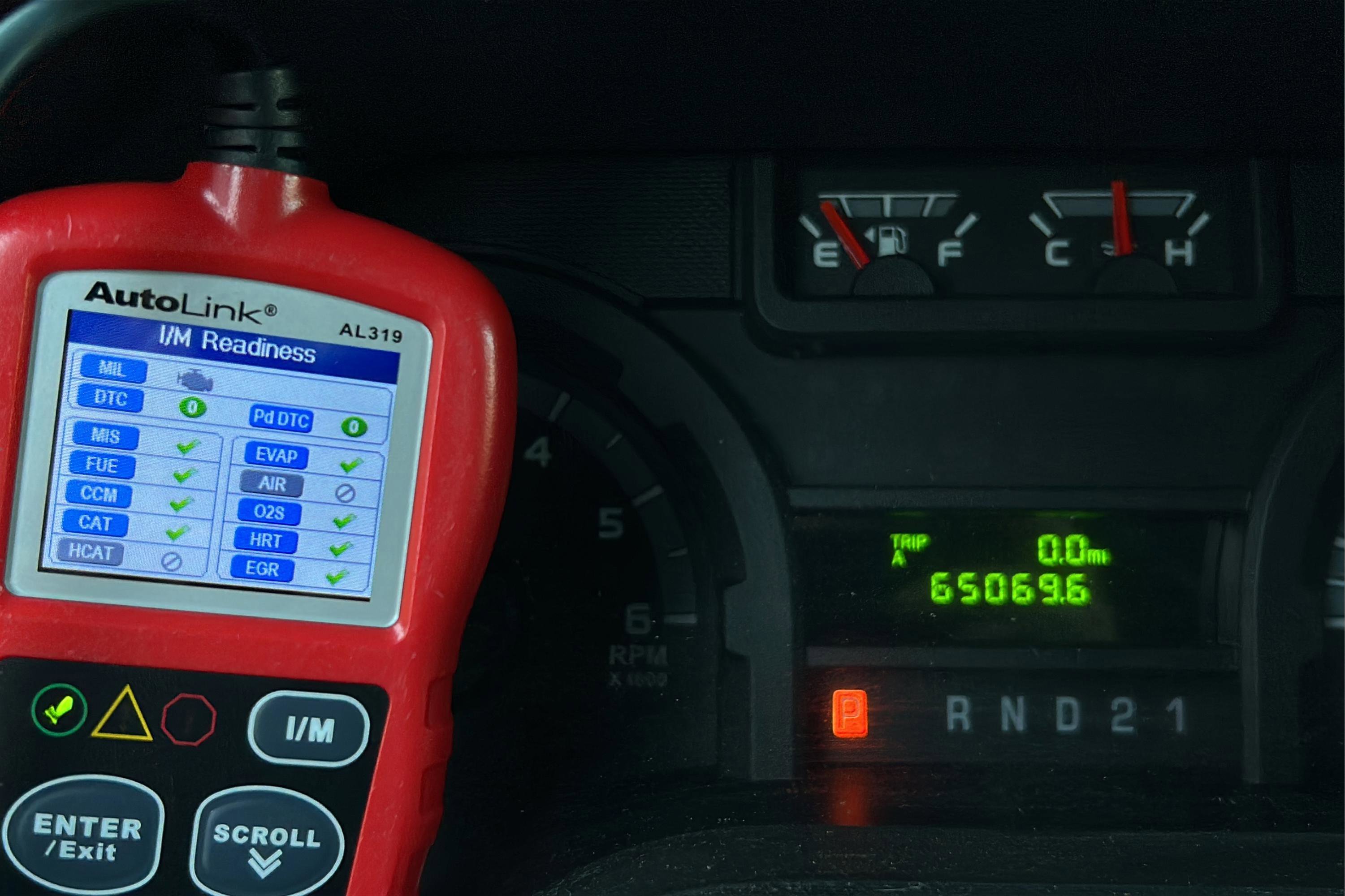 Used 2014 Ford E-250 and Econoline 250 w/ Power Group image 14