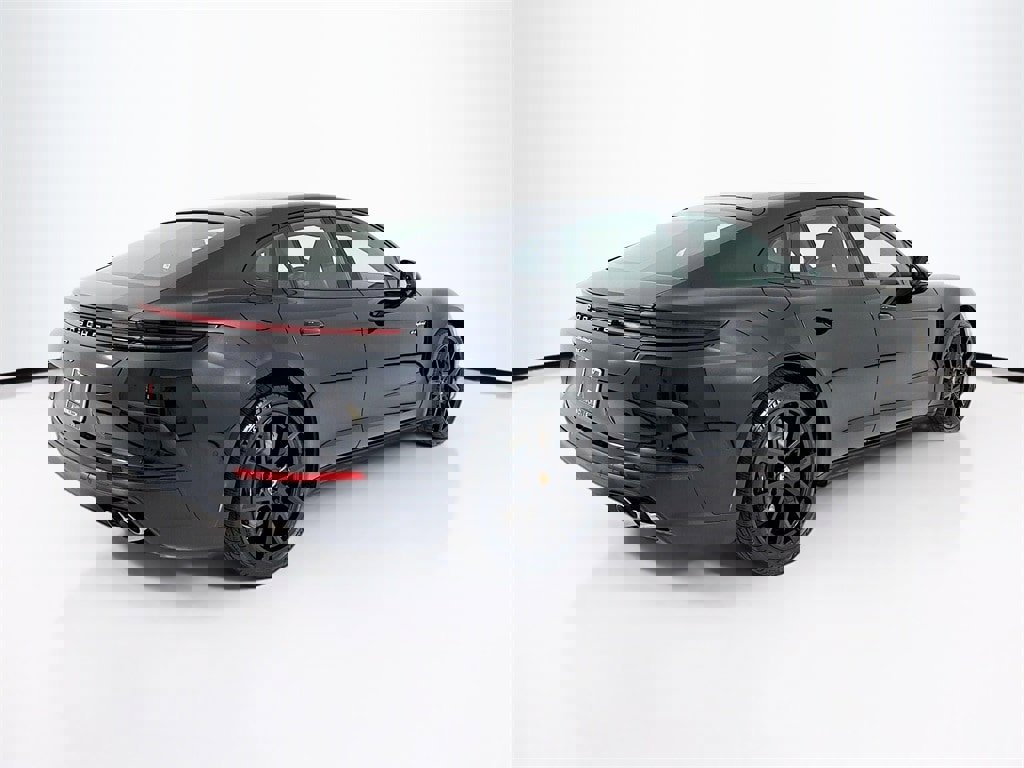 New 2026 Porsche Panamera 4 image 9