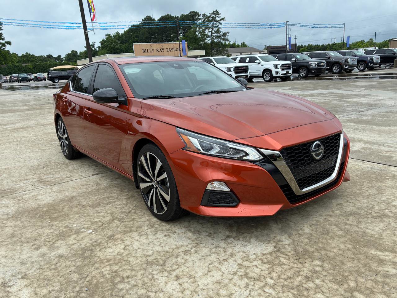 Used 2021 Nissan Altima 2.5 SR w/ SR Premium Package FWD image 4