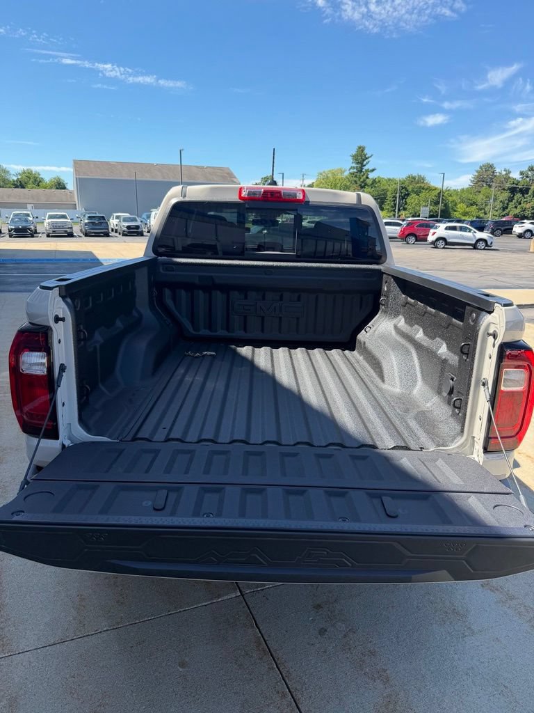New 2026 GMC Canyon Elevation w/ Convenience Package AWD/4WD image 9