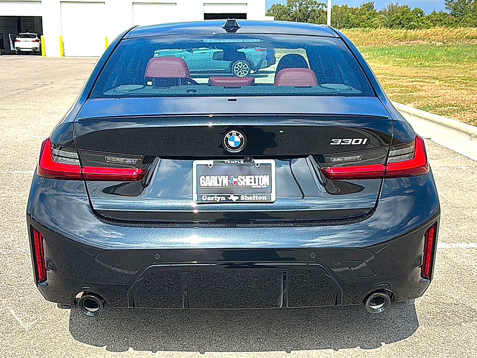 New 2026 BMW 330i Sedan w/ M Sport Package RWD image 7