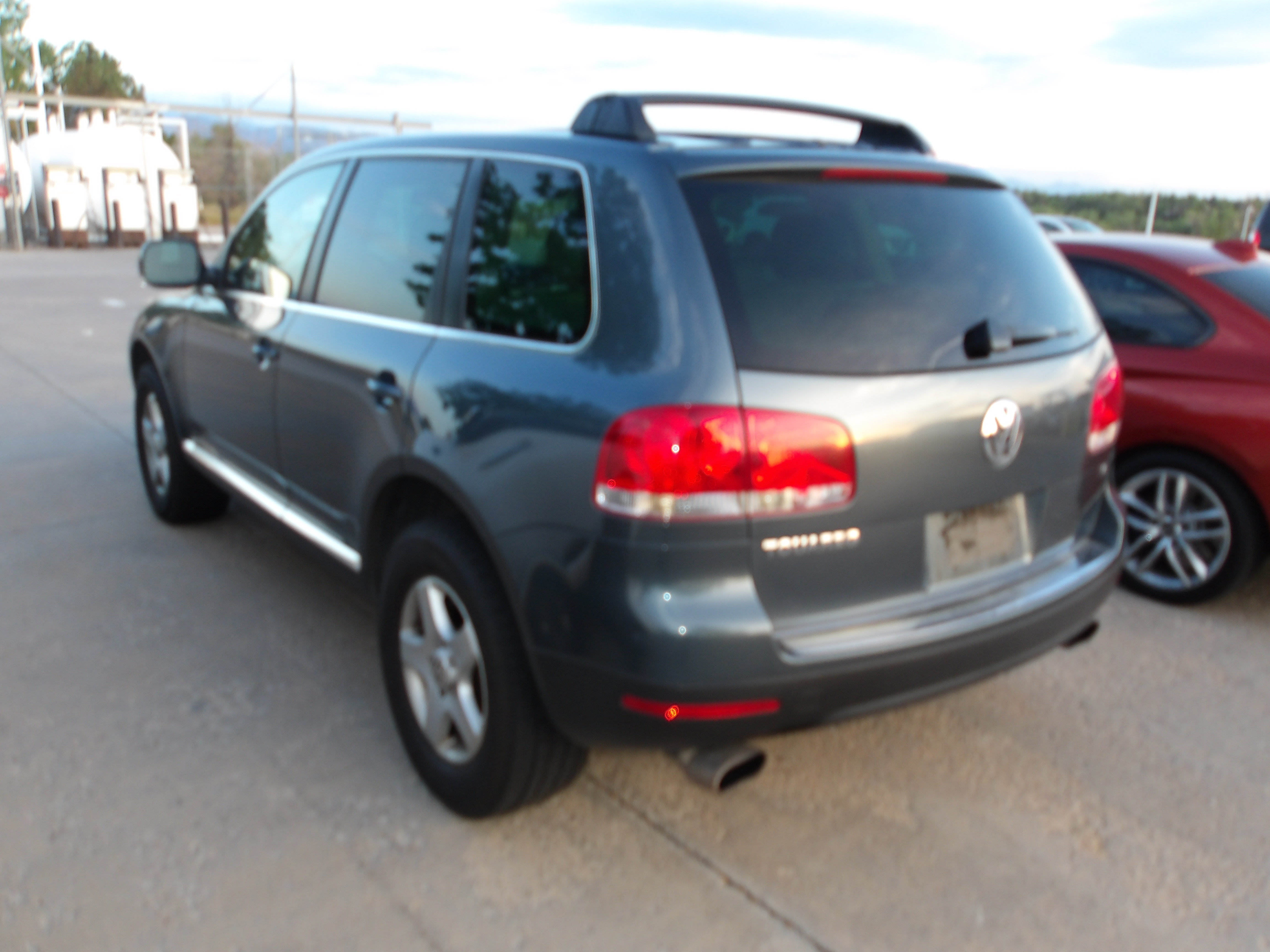 Used 2005 Volkswagen Touareg V6 AWD/4WD image 3
