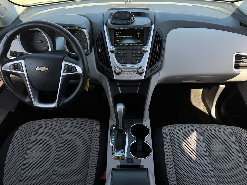 Used 2015 Chevrolet Equinox LT w/ Chrome Appearance Package image 11