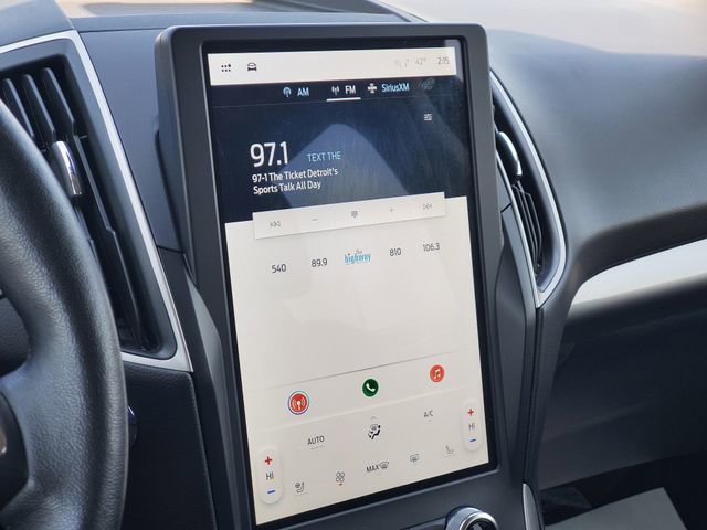 Used 2024 Ford Edge SEL w/ Convenience Package image 19