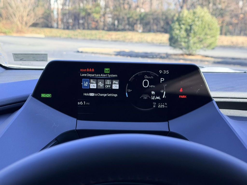 New 2026 Toyota Prius Plug-In Hybrid FWD image 9