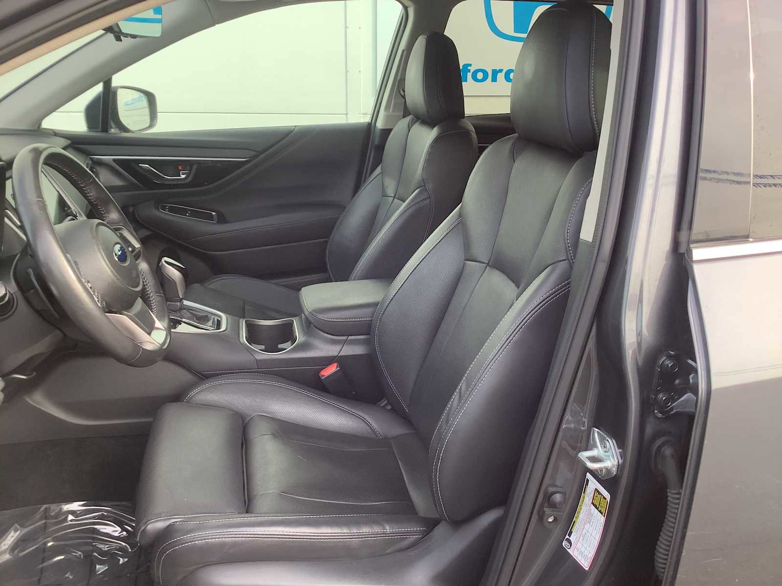 Used 2023 Subaru Outback Touring image 11