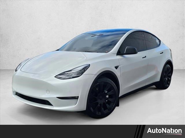 Used 2022 Tesla Model Y Long Range image 1