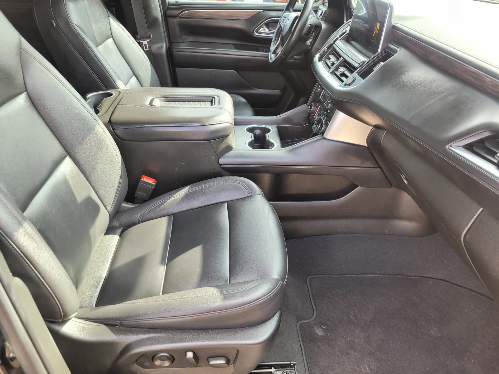 Used 2023 Chevrolet Tahoe LT w/ LT Signature Package RWD image 12