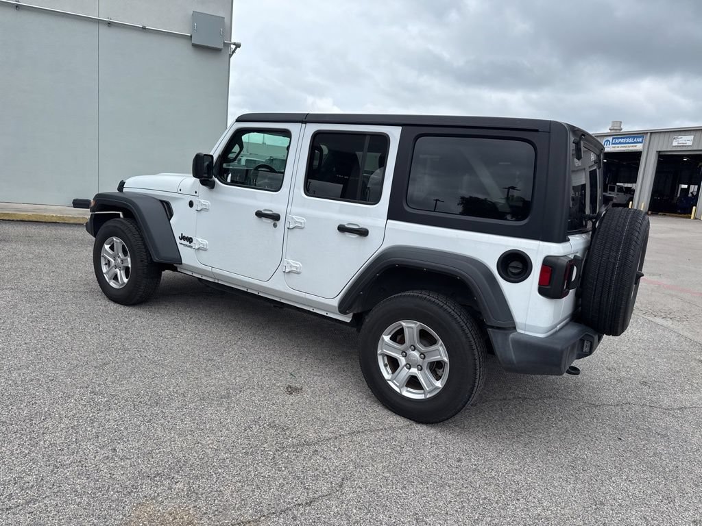 Used 2022 Jeep Wrangler Unlimited Sport AWD/4WD image 19