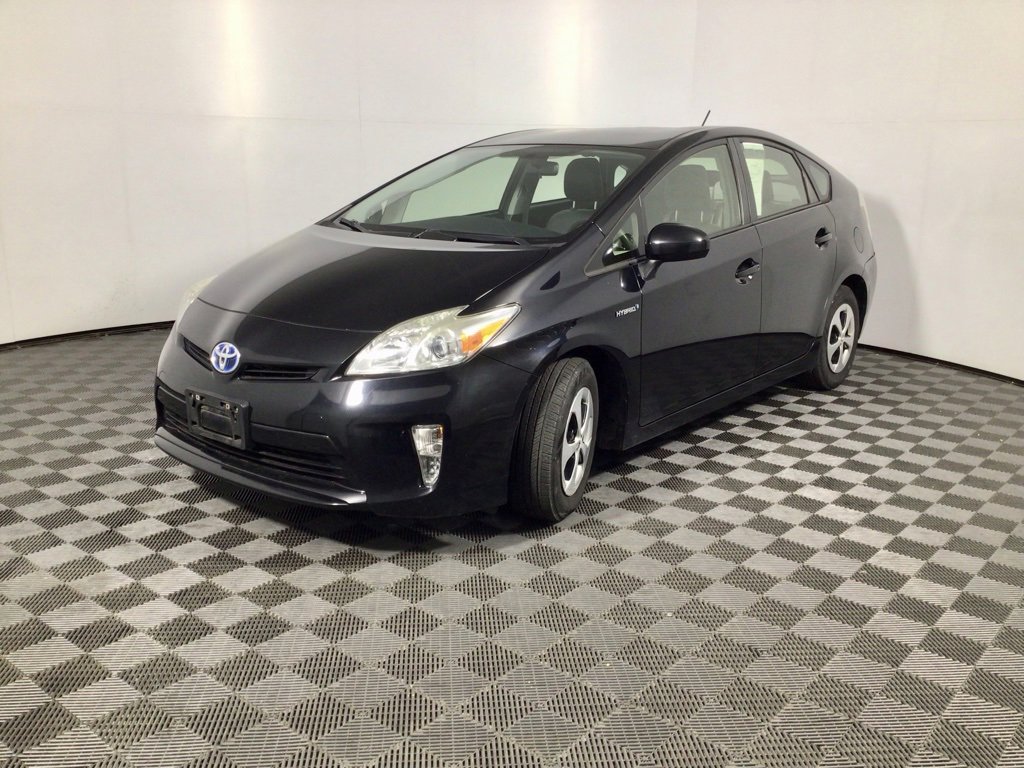 Used 2015 Toyota Prius Four image 5