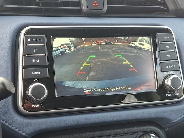 Used 2023 Nissan Versa SV image 18