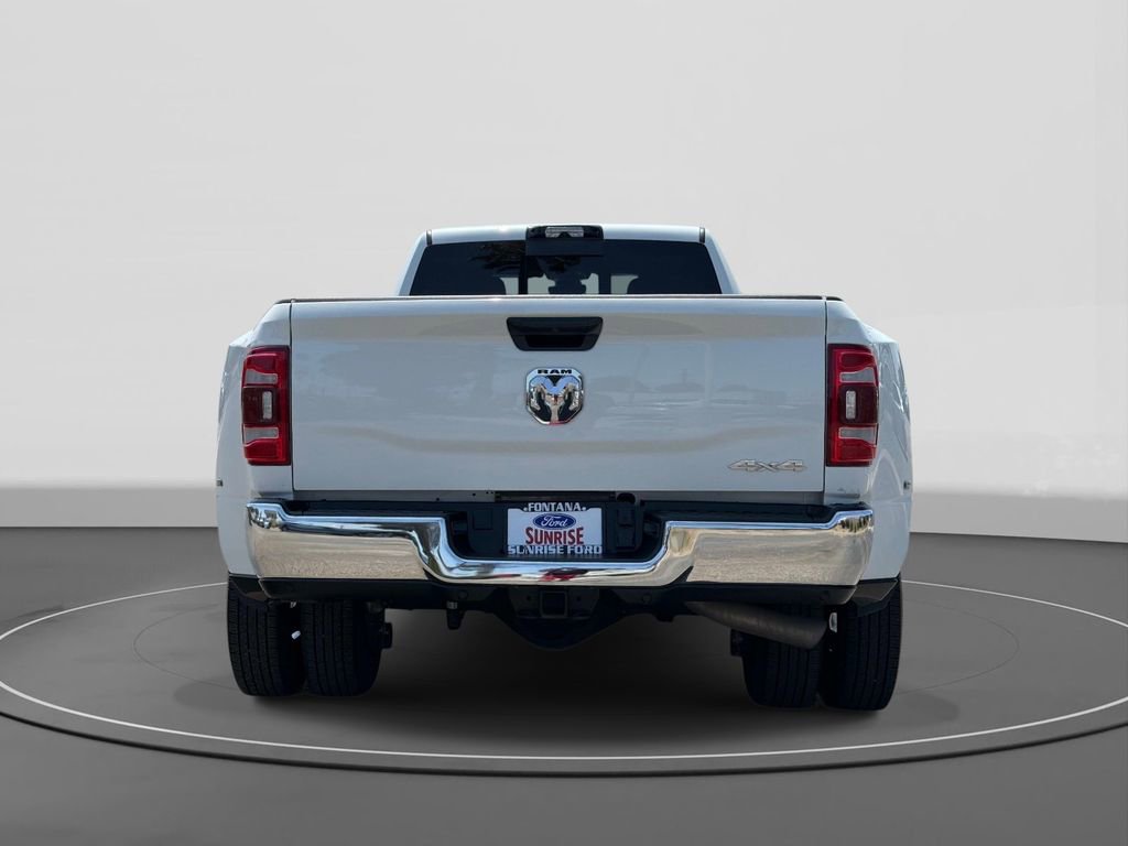 Used 2024 RAM 3500 Tradesman w/ Towing Technology Group AWD/4WD image 6