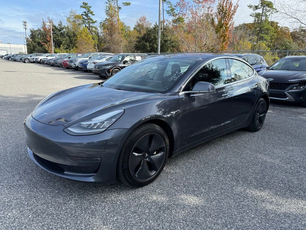 Used 2018 Tesla Model 3 Long Range image 1