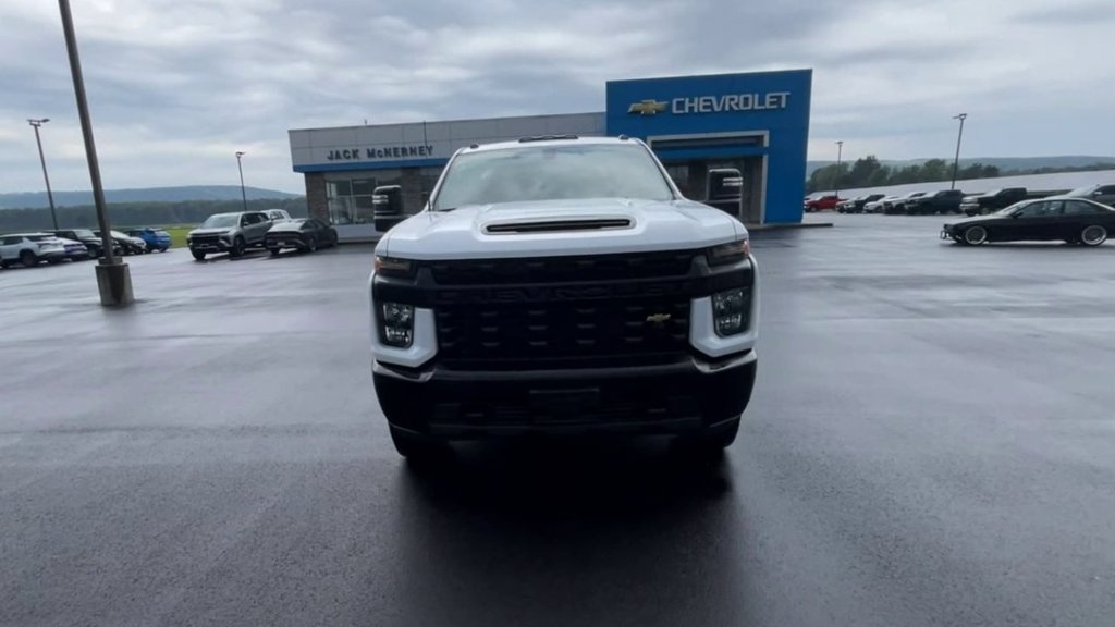 Certified 2022 Chevrolet Silverado 3500 W/T w/ WT Convenience Package AWD/4WD image 3