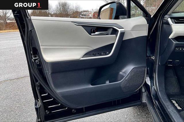 Certified 2020 Toyota RAV4 XLE w/ Convenience Package image 22