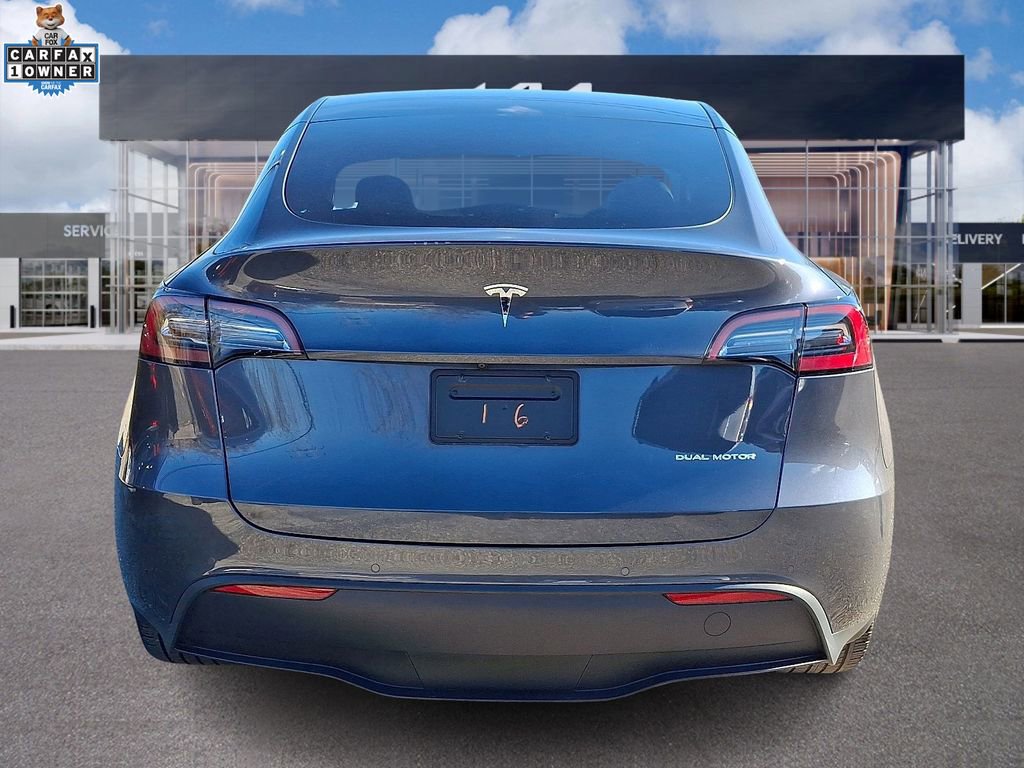 Used 2022 Tesla Model Y Long Range image 5
