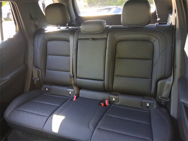 Used 2025 Chevrolet Equinox LT w/ Convenience Package II image 13