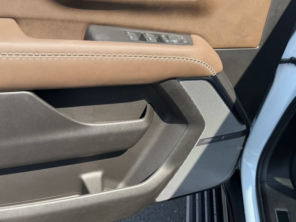 New 2026 GMC Yukon XL Denali Ultimate AWD/4WD image 31