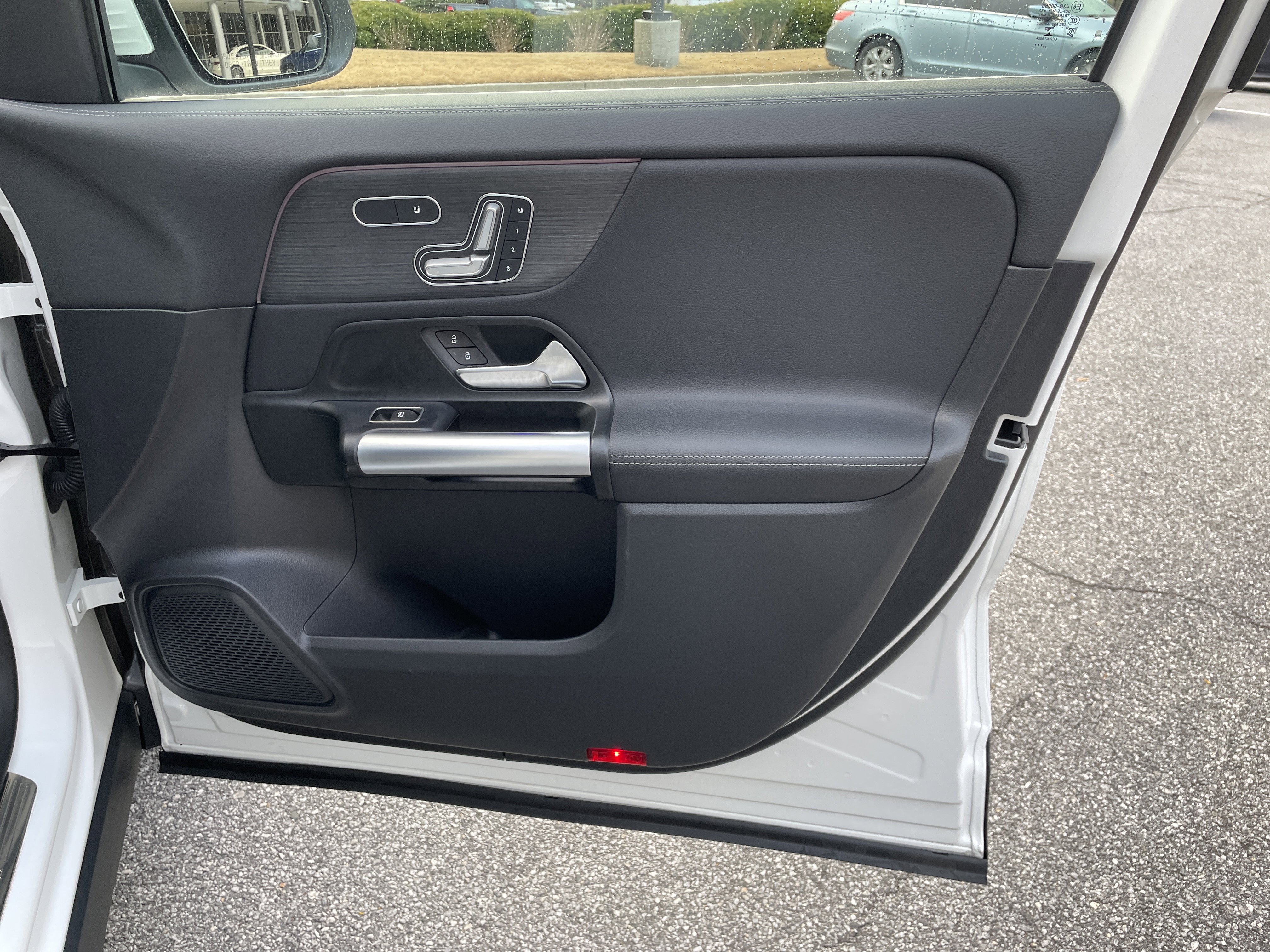 Certified 2023 Mercedes-Benz GLA 250 4MATIC image 44