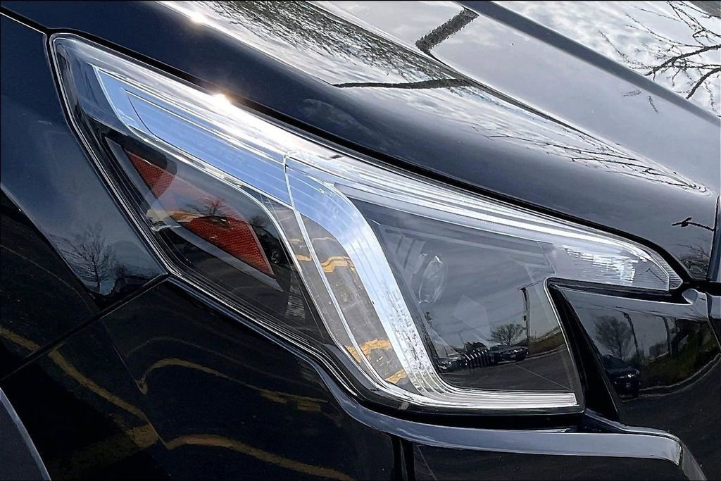 Used 2022 Subaru Forester Premium AWD/4WD image 31
