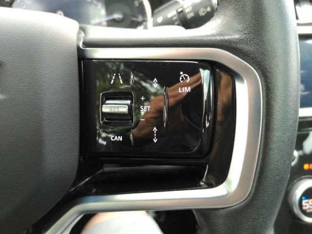 Used 2023 Land Rover Discovery Sport S R-Dynamic AWD/4WD image 40