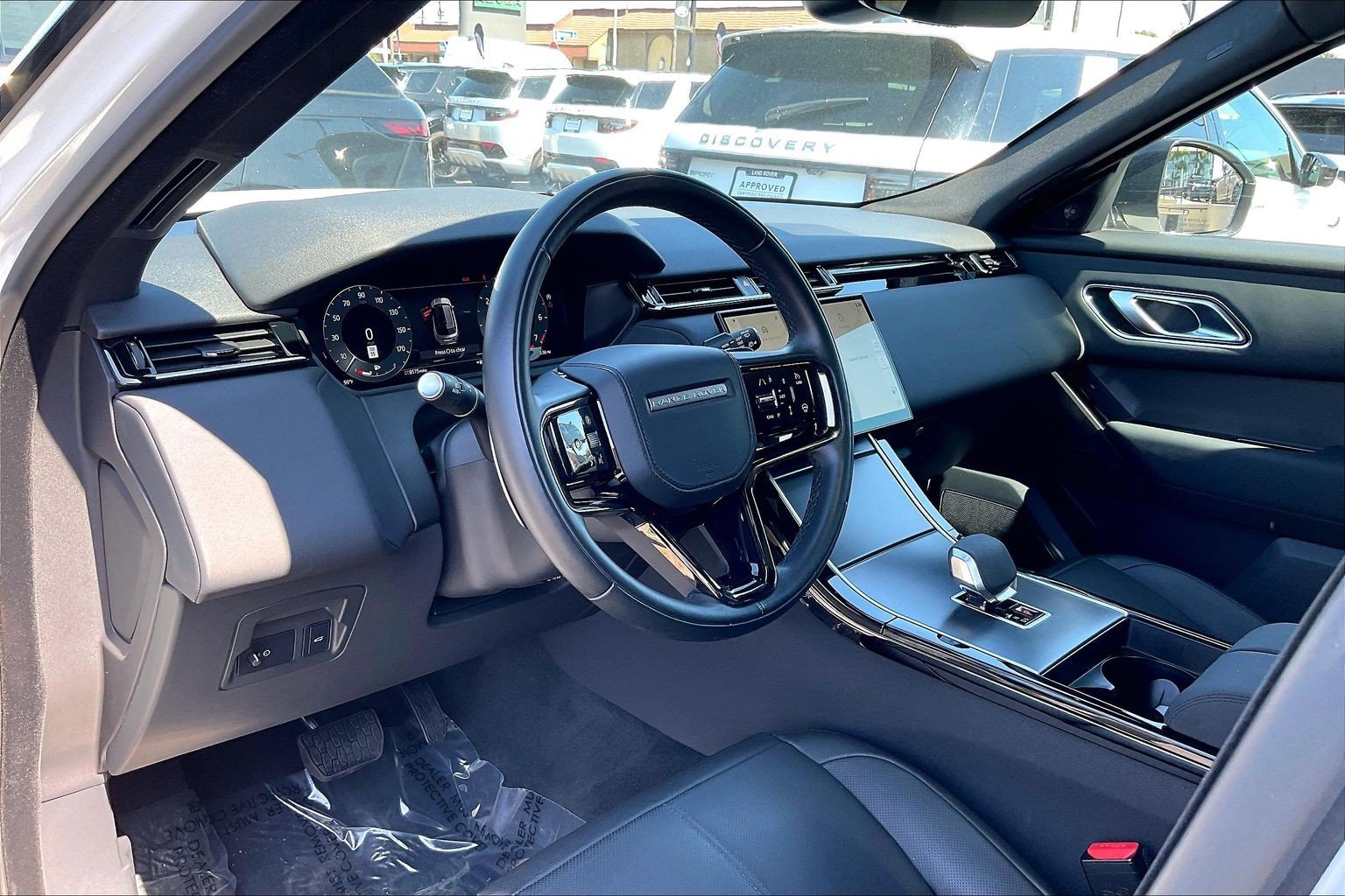 Certified 2026 Land Rover Range Rover Velar S AWD/4WD image 17