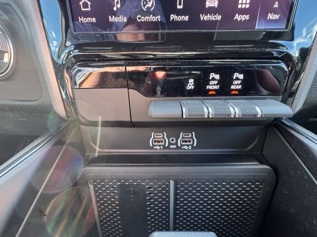 New 2026 RAM 1500 Laramie w/ Chrome Appearance Group AWD/4WD image 33
