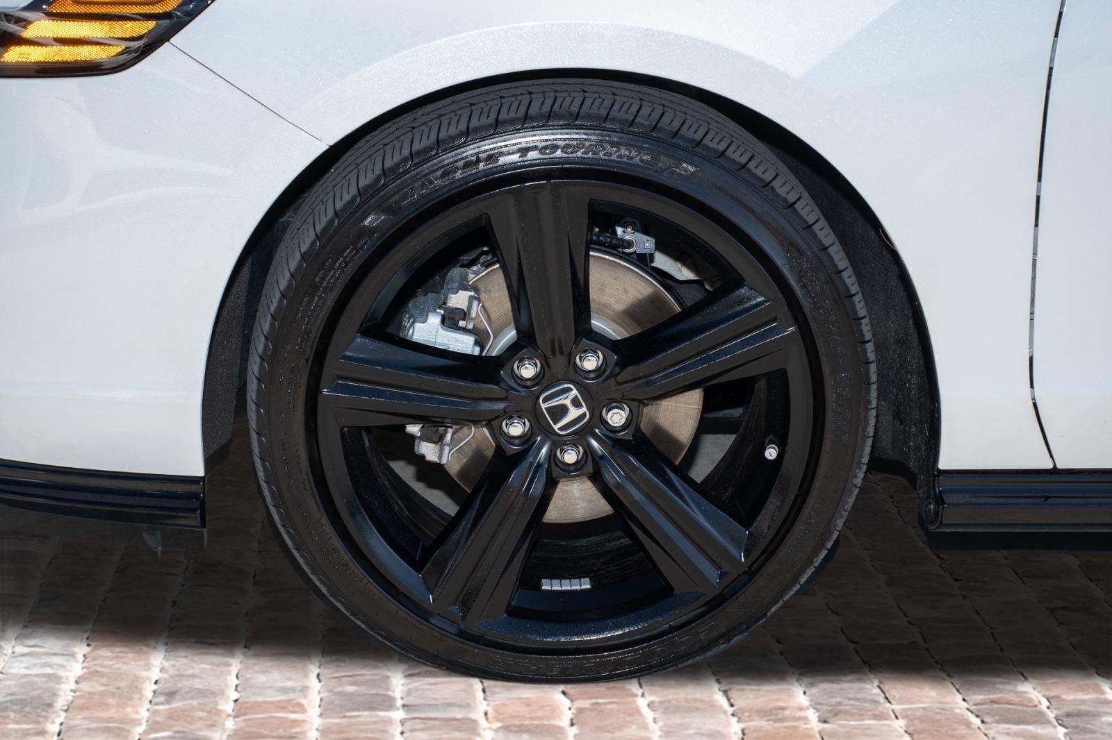 Certified 2025 Honda Accord Sport image 39