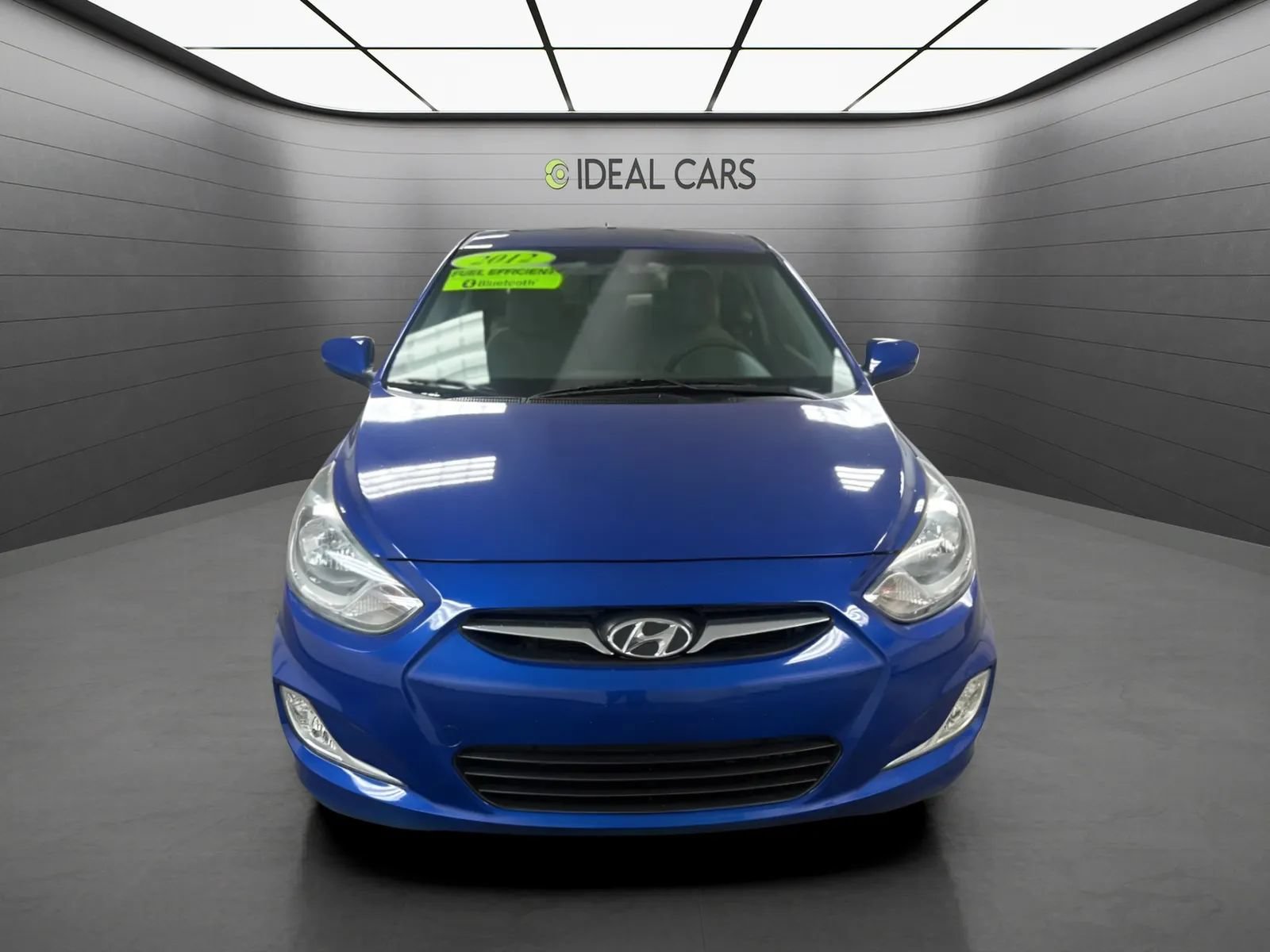 Used 2012 Hyundai Accent GLS w/ Premium Pkg 3 FWD image 2