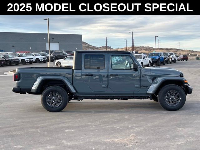 New 2025 Jeep Gladiator Sport AWD/4WD image 6