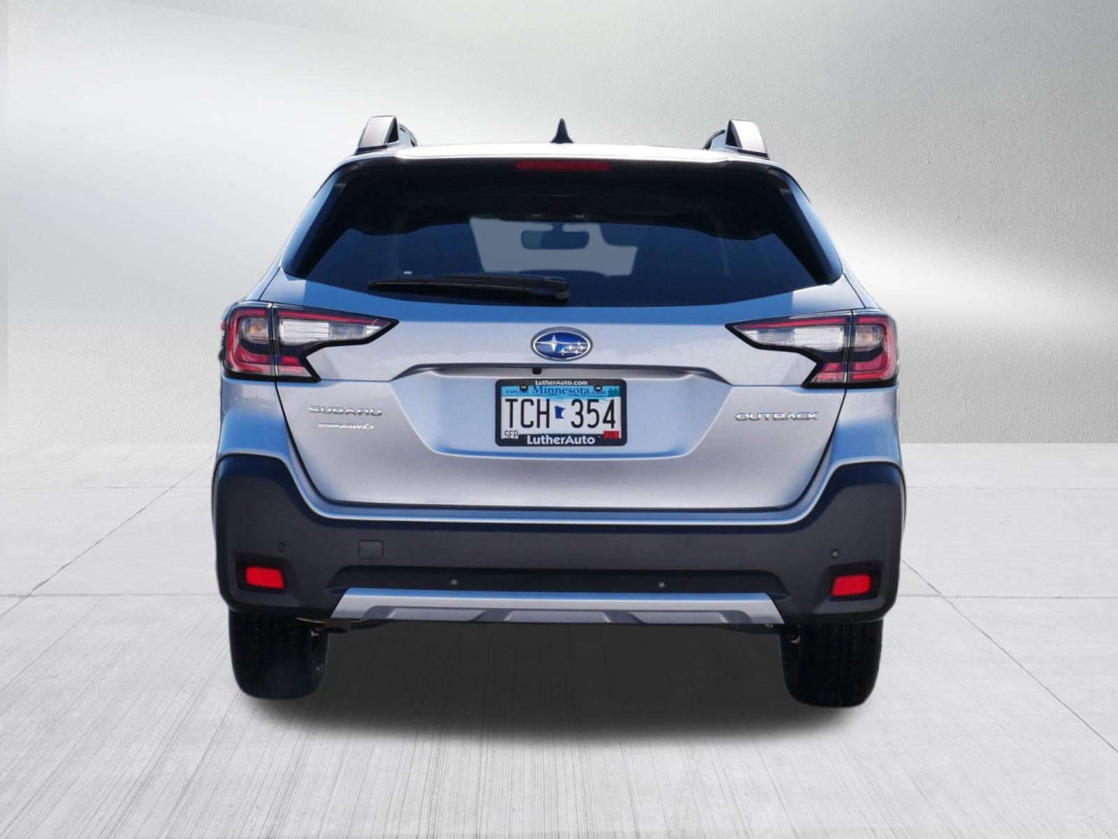 Certified 2025 Subaru Outback Limited image 6