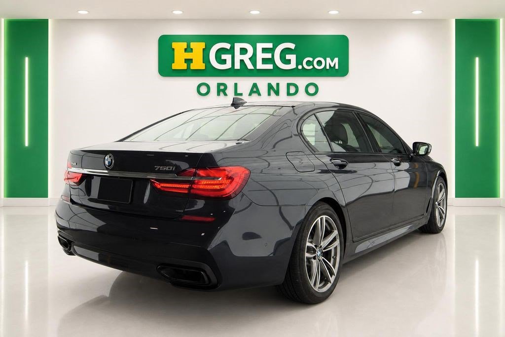 Used 2019 BMW 750i xDrive w/ M Sport Package AWD/4WD image 2