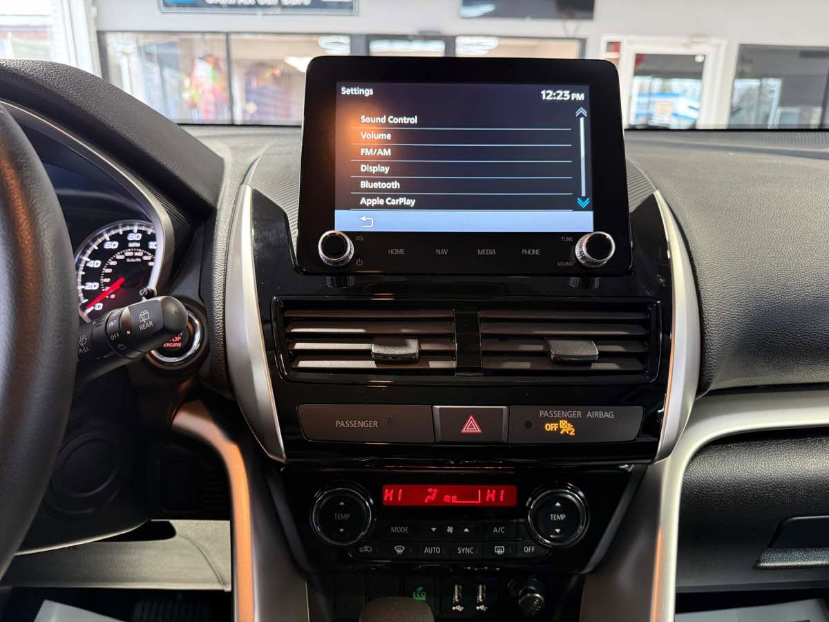 Used 2025 Mitsubishi Eclipse Cross SE image 16