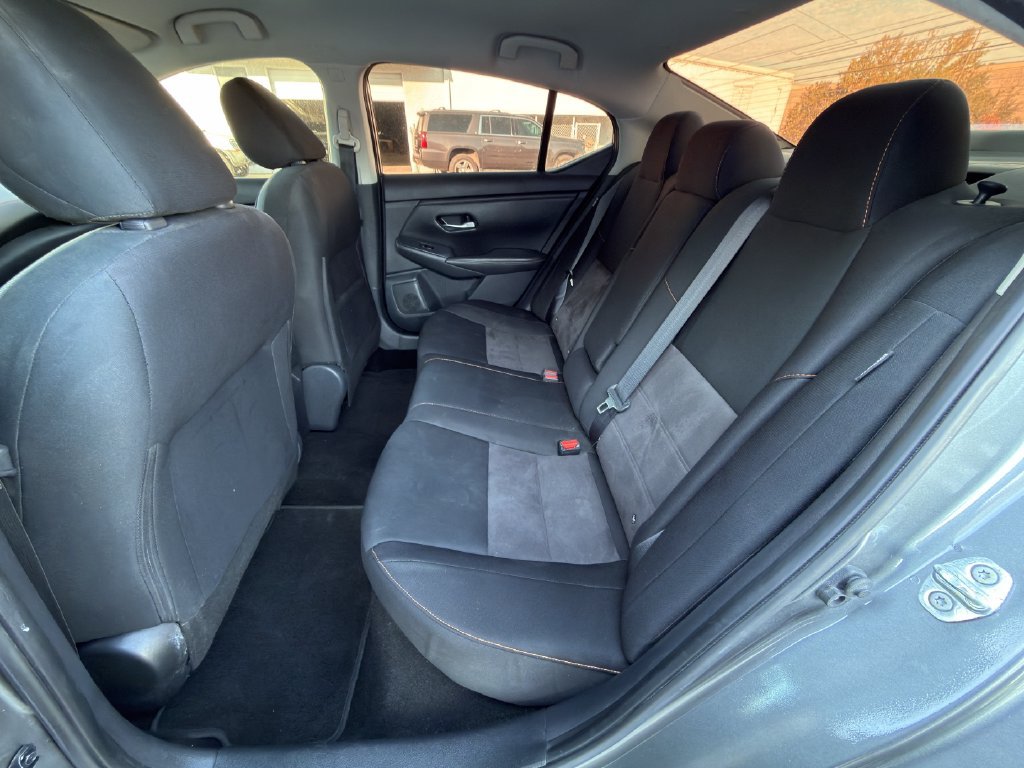 Used 2022 Nissan Sentra SR FWD image 26