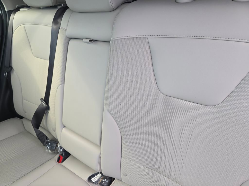 New 2025 Kia Niro EX image 18