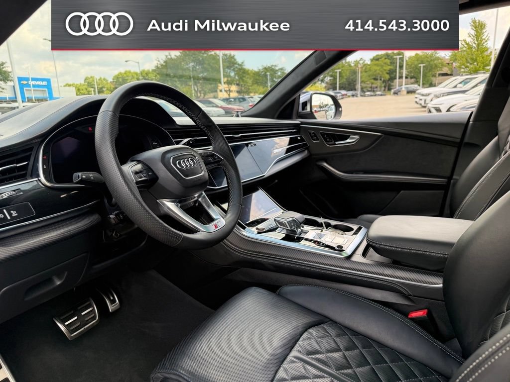 Used 2024 Audi SQ8 Prestige AWD/4WD image 4