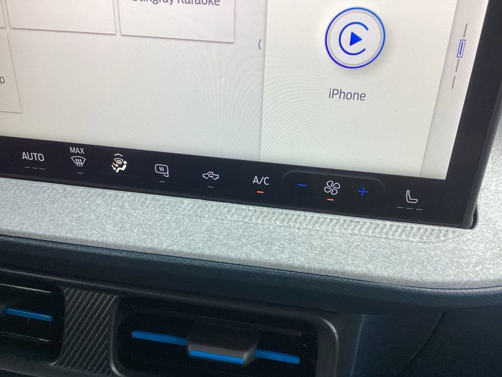 Used 2025 Ford Maverick XLT w/ XLT Luxury Package FWD image 53