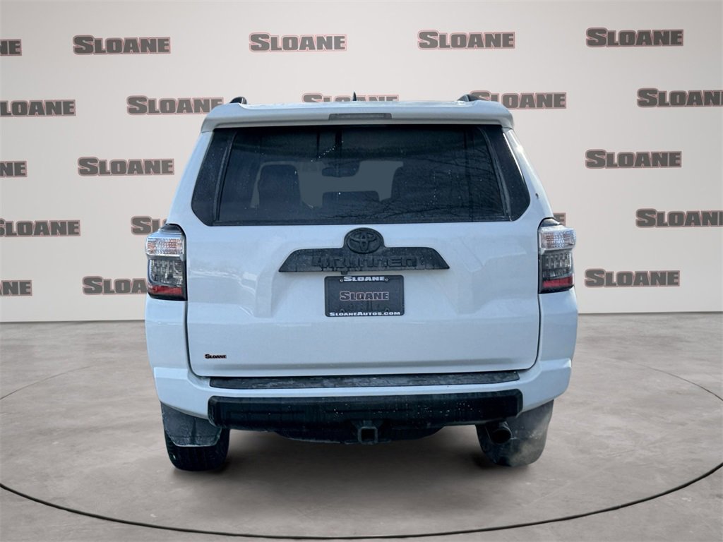 Used 2022 Toyota 4Runner TRD Off-Road Premium image 4