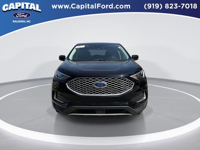 Certified 2024 Ford Edge SEL w/ Convenience Package image 3