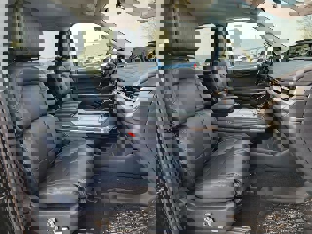 New 2026 Lincoln Navigator Premiere image 24