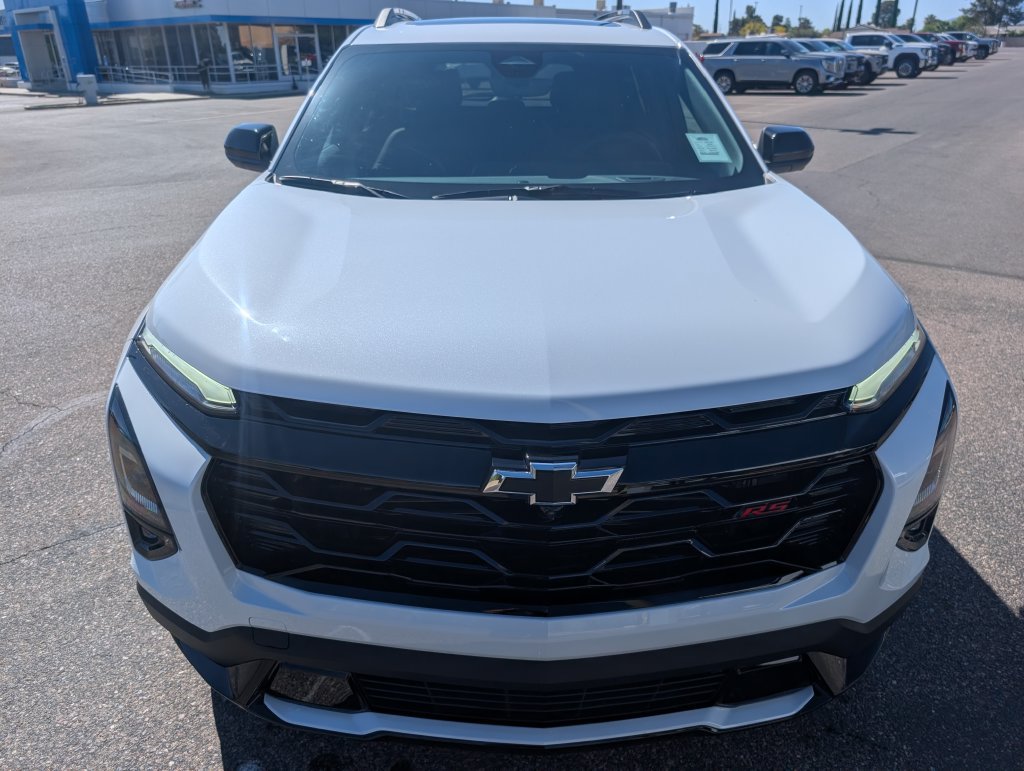 New 2026 Chevrolet Equinox RS w/ Convenience Package III AWD/4WD image 8