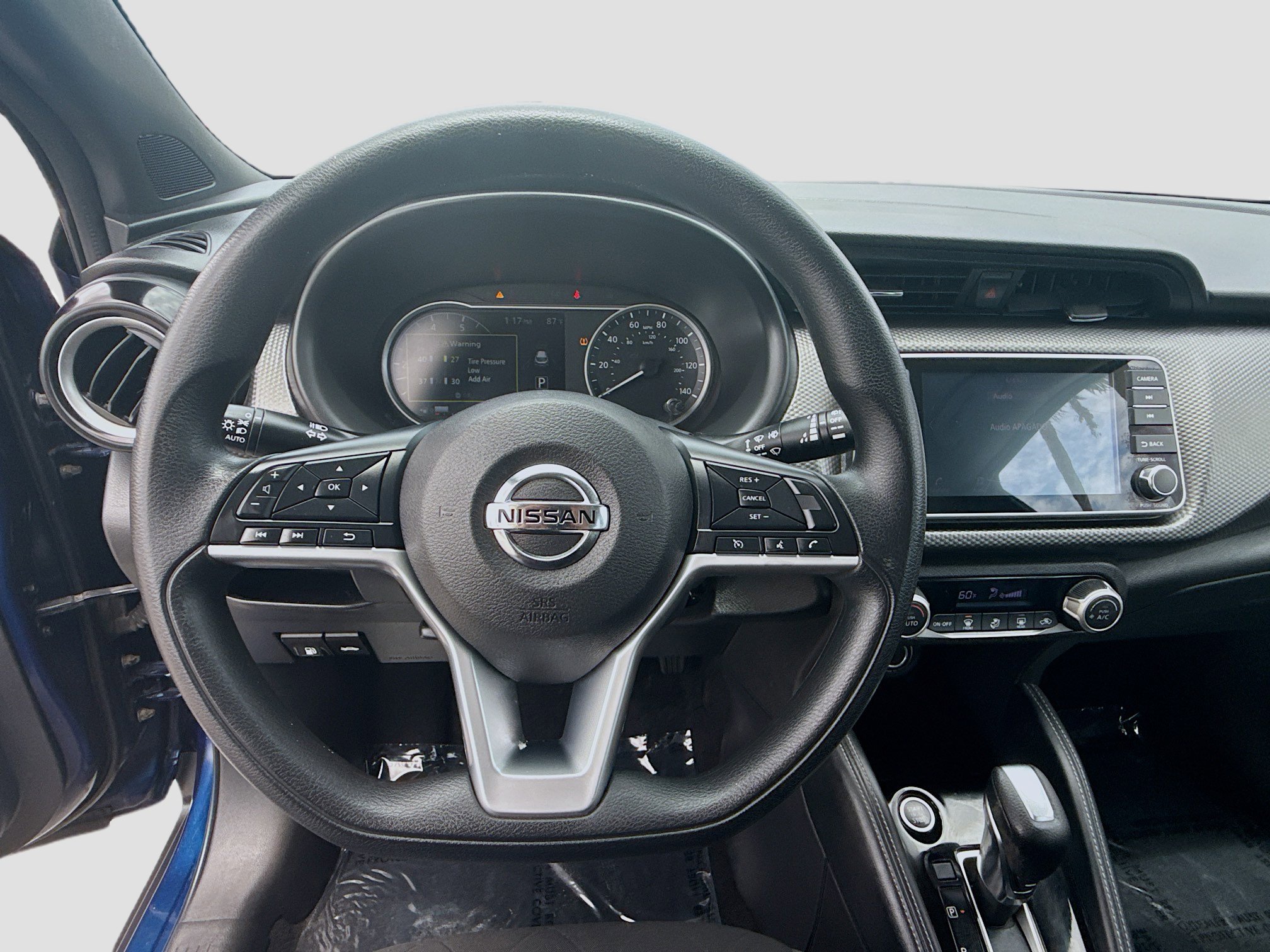 Used 2019 Nissan Kicks SR FWD image 10