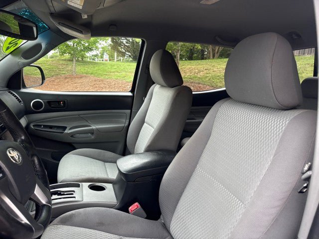Used 2012 Toyota Tacoma PreRunner w/ SR5 Pkg RWD image 13