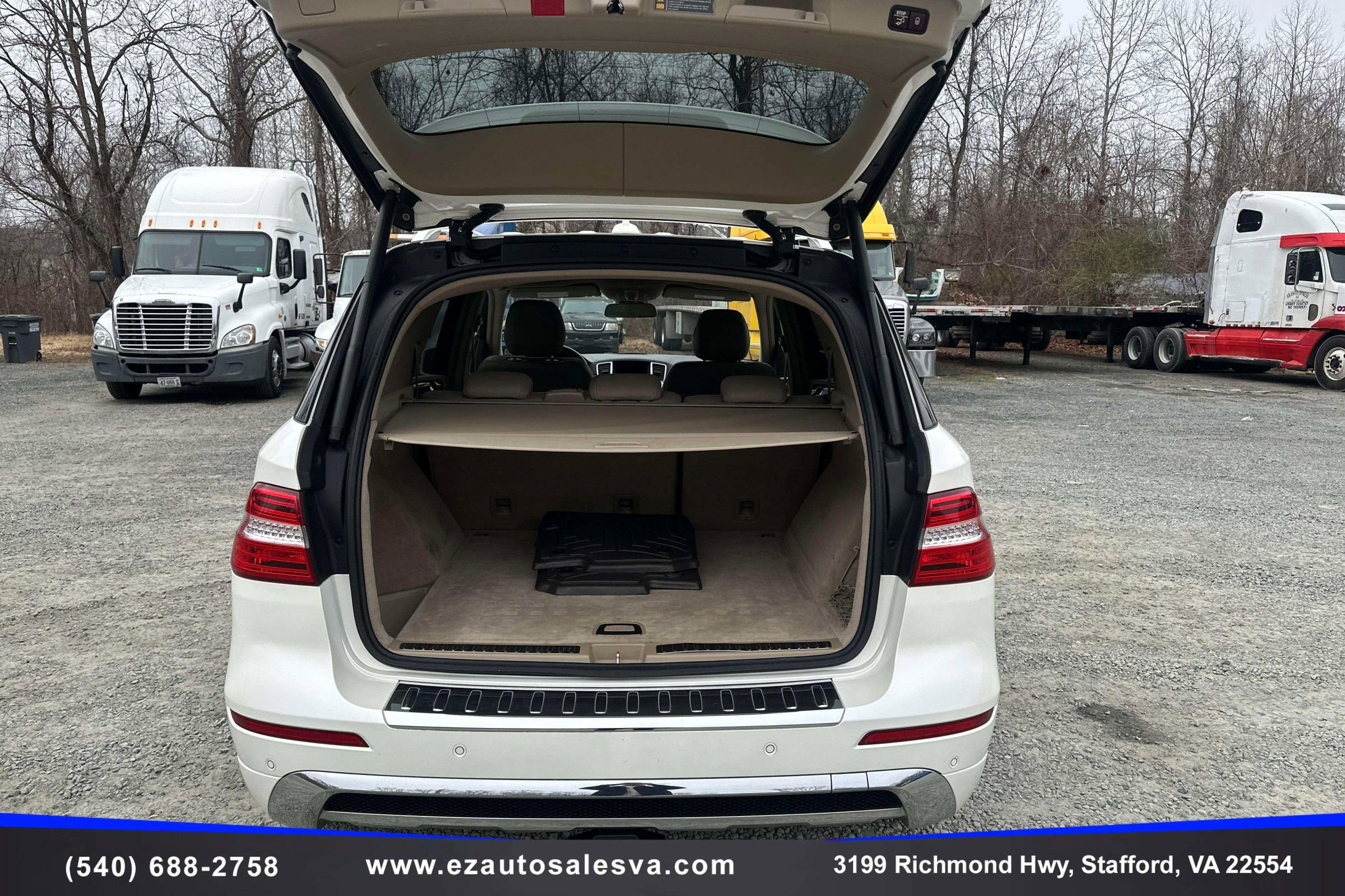 Used 2014 Mercedes-Benz ML 350 4MATIC w/ Premium 1 Package image 11