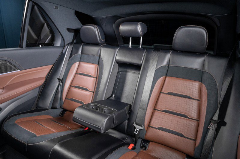 New 2026 Mercedes-Benz GLE 53 AMG AMG®53 4MATIC+® SUV image 31