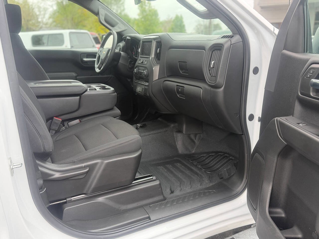 Used 2025 Chevrolet Silverado 1500 W/T RWD image 74