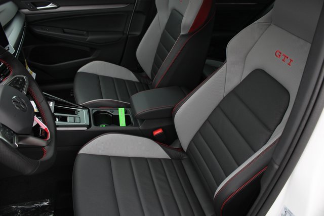 New 2026 Volkswagen GTI SE image 6